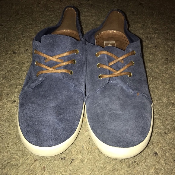 Vans - Picture 2 of 7